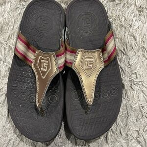 Thera Shoe flip flop